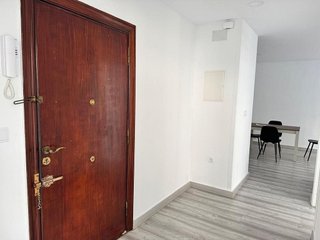 Piso en alquiler en Cuatro Caminos - Plaza de la Cubela en Coruña (A)