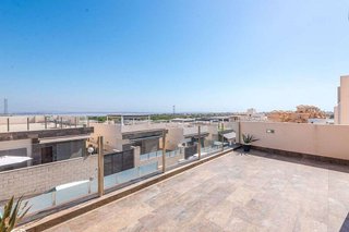 Chalet en venta en Campos de Golf - Villa Martin - Los Dolses en Orihuela