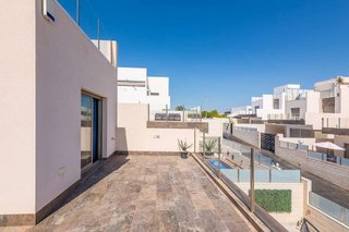 Chalet en venta en Campos de Golf - Villa Martin - Los Dolses en Orihuela