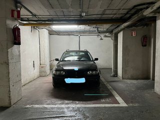 Garaje en alquiler en Eixample Nord – La Devesa en Girona