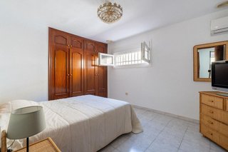 Chalet en alquiler en Plaza de Toros - Santa Rita en Almería