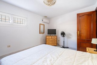 Chalet en alquiler en Plaza de Toros - Santa Rita en Almería