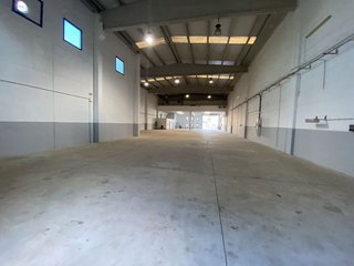 Nave industrial en alquiler en Campllong