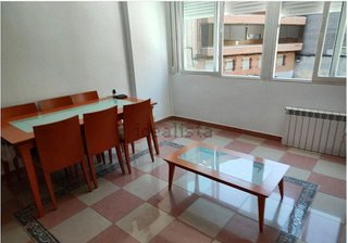 Piso en alquiler en Pueblo Nuevo en Madrid