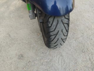 Suzuki Burgman K3 Maxi-Scooter Azul