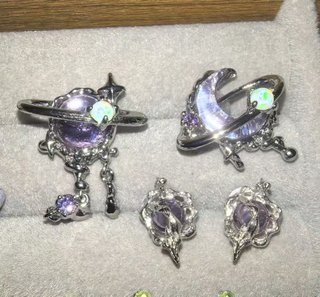 Pendientes pequeños plata y morado