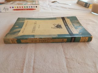 Tierra mía, Arturo Capdevila, Austral