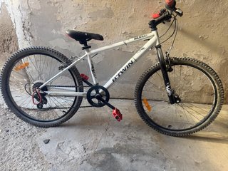Bicicleta Btwin Rockrider Blanca