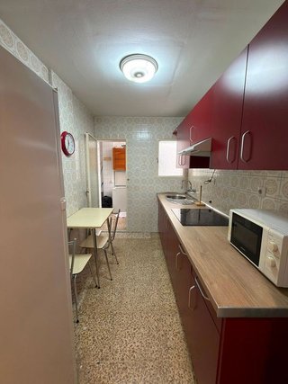 Piso en alquiler en Camino de Ronda - Rosaleda en Granada