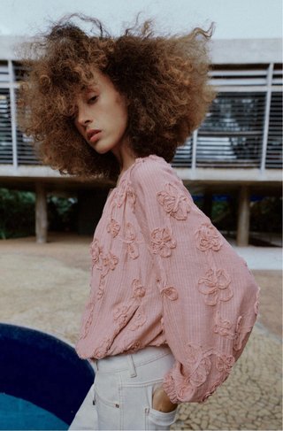 CHAQUETA OVERSIZE ESTRUCTURA FLORES ZARA