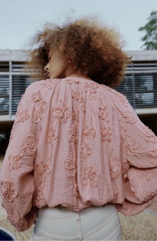CHAQUETA OVERSIZE ESTRUCTURA FLORES ZARA