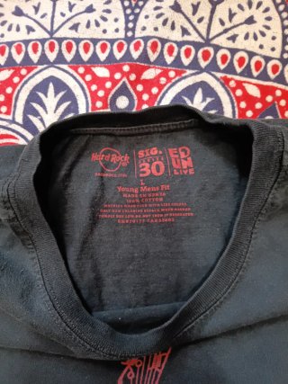 Camiseta Hard Rock Negra