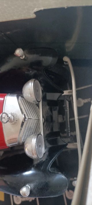 Modellino Mercedes-Benz SSK 1928 Burago