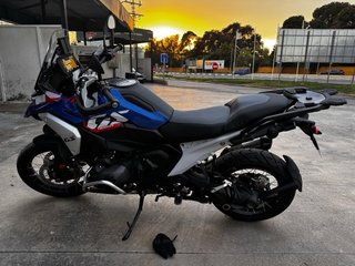 BMW R 1300 GS Trophy 2025 Azul