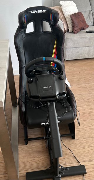 Volante y Pedales Logitech G