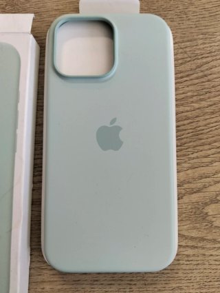 Funda de silicona para iPhone 16 Pro Max Aguamarin