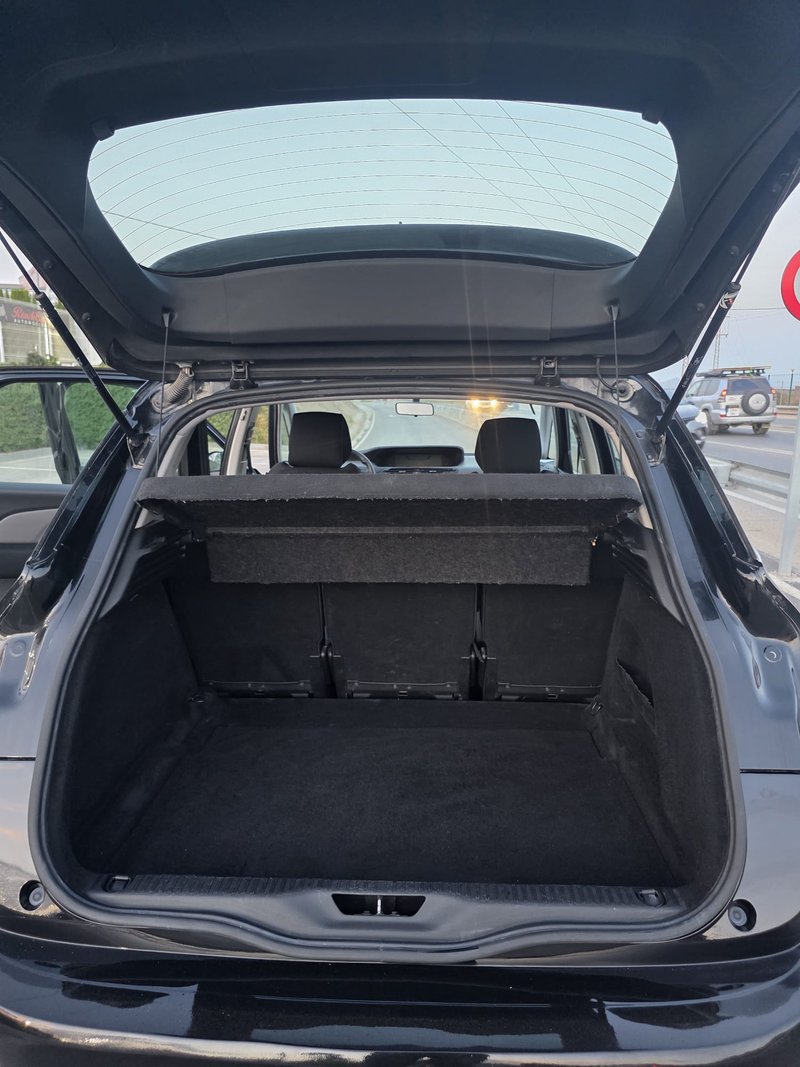 Citroën C4 2015, foto 9
