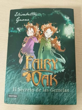 Fairy Oak 1: El secreto de las gemelas