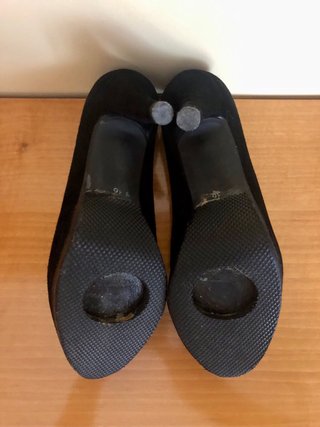 Zapatos de tacón negros con flor + Regalo