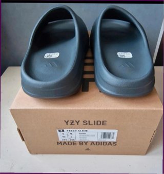 Adidas Slides Talla 40.5 Gris