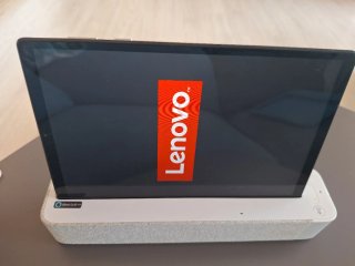 Lenovo Tab M10 alexa altavoz Bluetooth  y funda