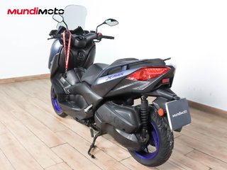 YAMAHA X-MAX 300
