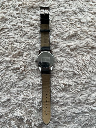 Reloj Tommy Hilfiger Negro y Plateado