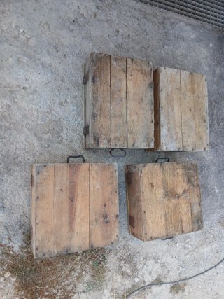Cajas de madera antiguas de municion