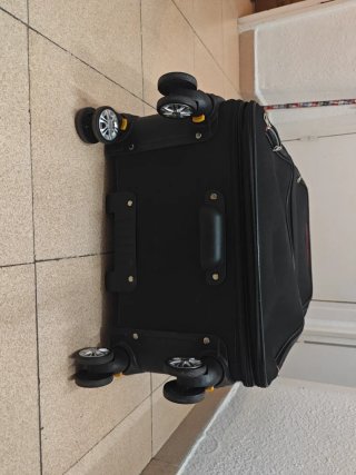 Maleta grande 75 cm, 4 ruedas, negra
