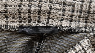 Falda Zara Tweed Gris y Negra