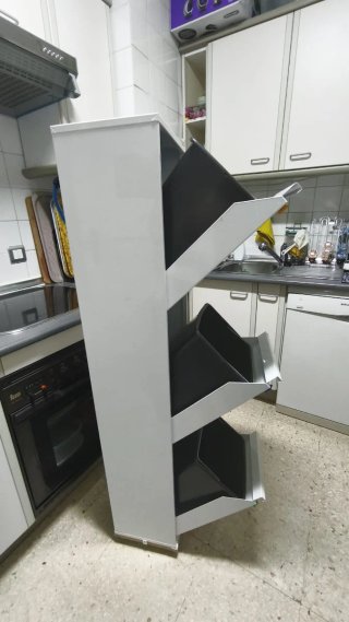 Mueble cubo vertical de basura y reciclaje 3 puert