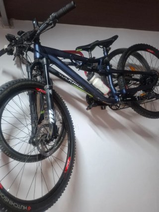 Bicicleta de 29 pulgadas ,Doble Rockrider sin usar
