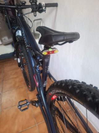 Bicicleta de 29 pulgadas ,Doble Rockrider sin usar