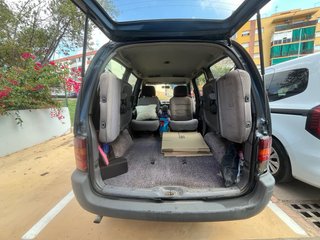 Nissan Serena 1993