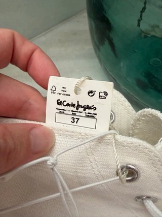 Zapatillas tela blancas NUEVAS