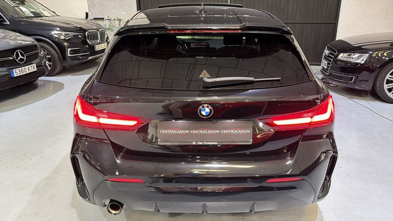 BMW Serie 1 2023, foto 7