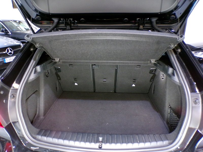 BMW Serie 1 2023, foto 14