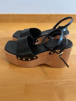 Sandalias plataforma Bershka negras