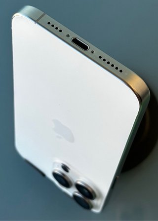 iPhone 15 Pro Max Titanio Blanco 256GB Con Caja