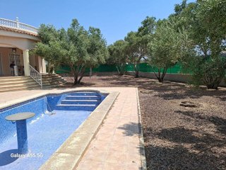Chalet en venta en La Marina en Elche