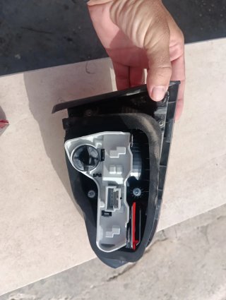 Tulipas Traseras Derecha VW Golf 7