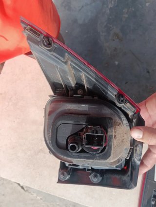 Tulipas Traseras Derecha VW Golf 7