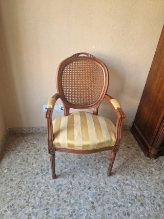 Escritorio clásico de madera + Butaca clásica