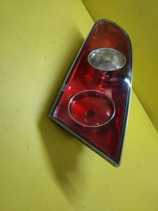 PILOTO TRASERO DERECHO PORTON SEAT IBIZA 6L (ROJO)