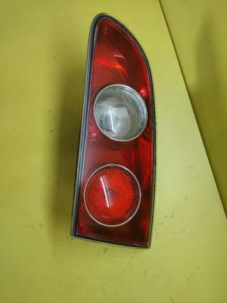 PILOTO TRASERO DERECHO PORTON SEAT IBIZA 6L (ROJO)