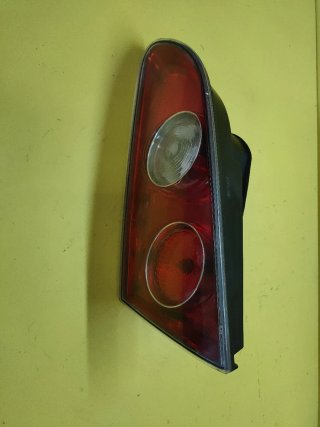PILOTO TRASERO DERECHO PORTON SEAT IBIZA 6L (ROJO)