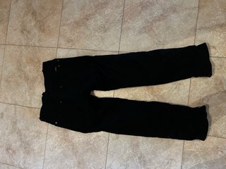 Pantalones negros