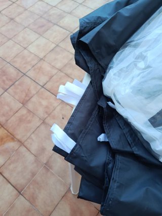 Fondello protettivo per pergola verde