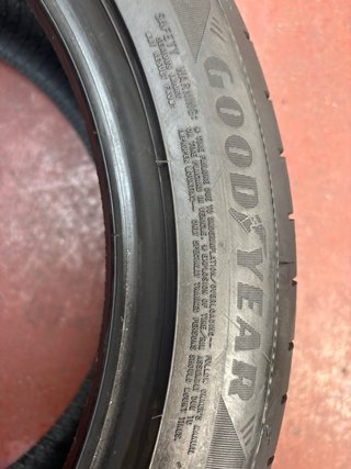 Neumáticos Good Year 235/45 R18 95Y