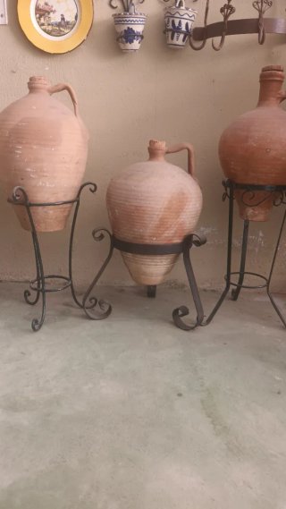 Cantaras de barro antiguas